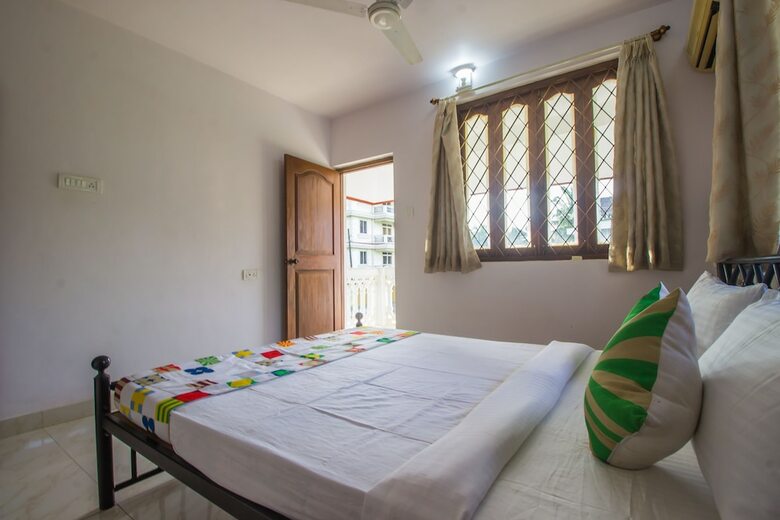 Apartamentos Oyo 18662 Home 2bhk With Pool Fatrade Beach