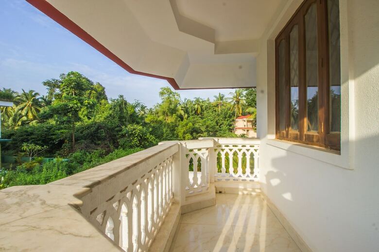 Apartamentos Oyo 18662 Home 2bhk With Pool Fatrade Beach