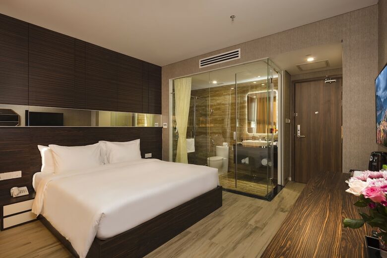 Emerald Bay Nha Trang Hotel And Spa