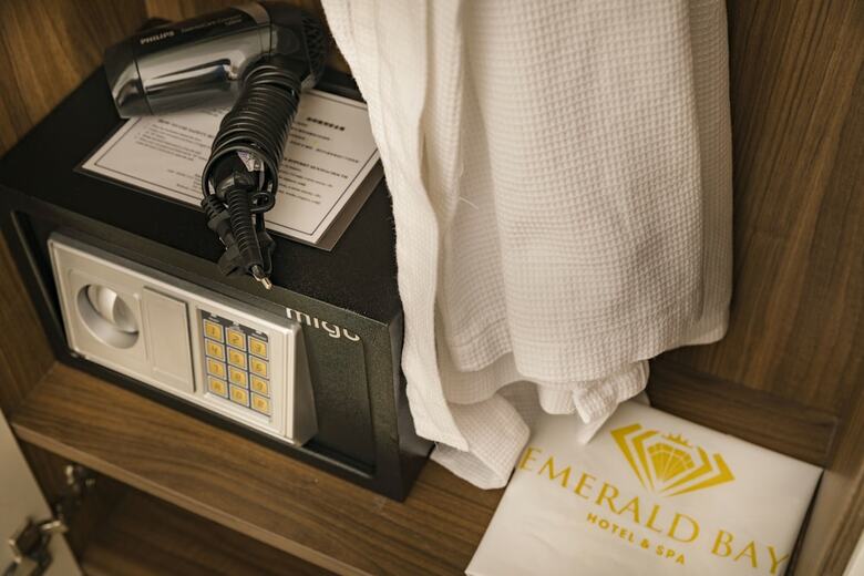 Emerald Bay Nha Trang Hotel And Spa