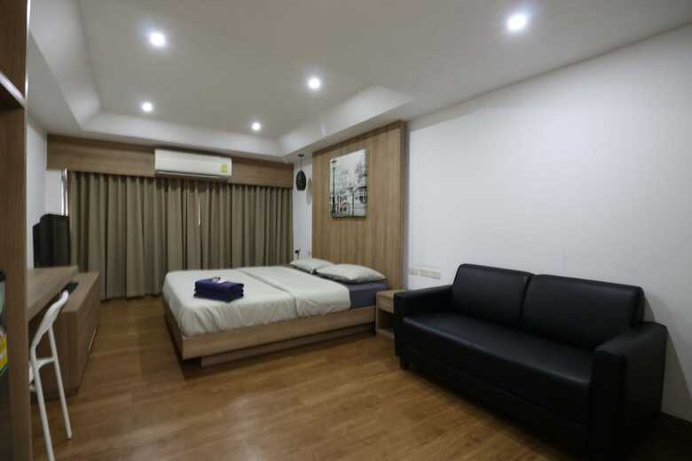 Hotel Oyo 832 All In 98