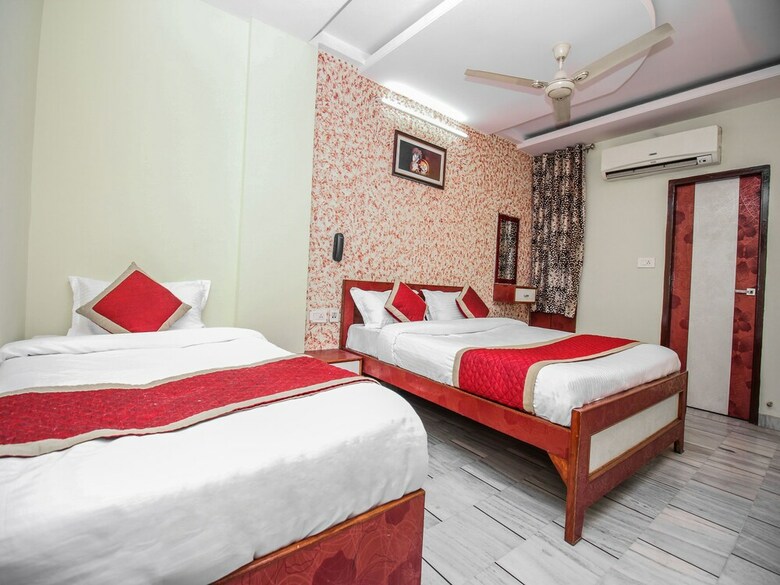 Oyo 15242 Hotel Rathi Palace