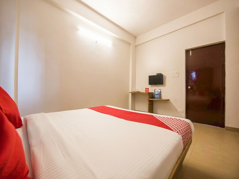 Oyo 15242 Hotel Rathi Palace
