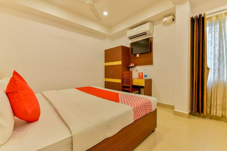 Hotel Oyo 18604 Puthens Capitol Inn