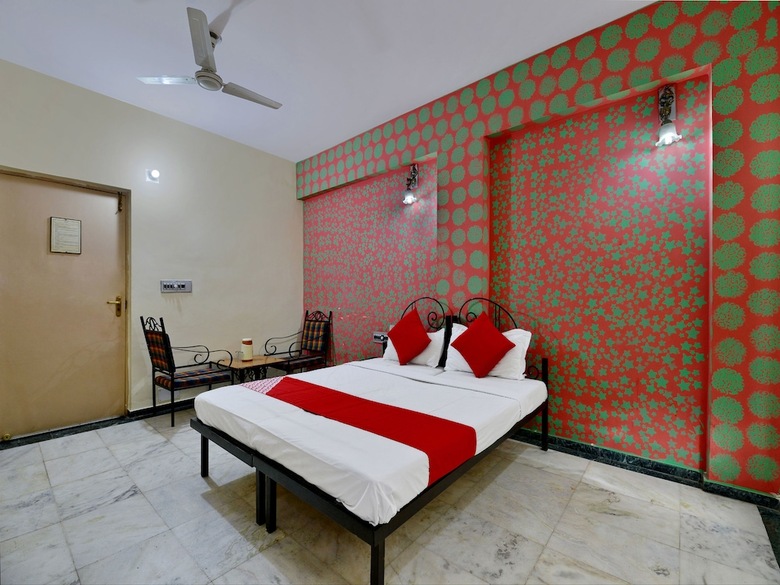 Oyo 13000 Hotel Utsav Residency