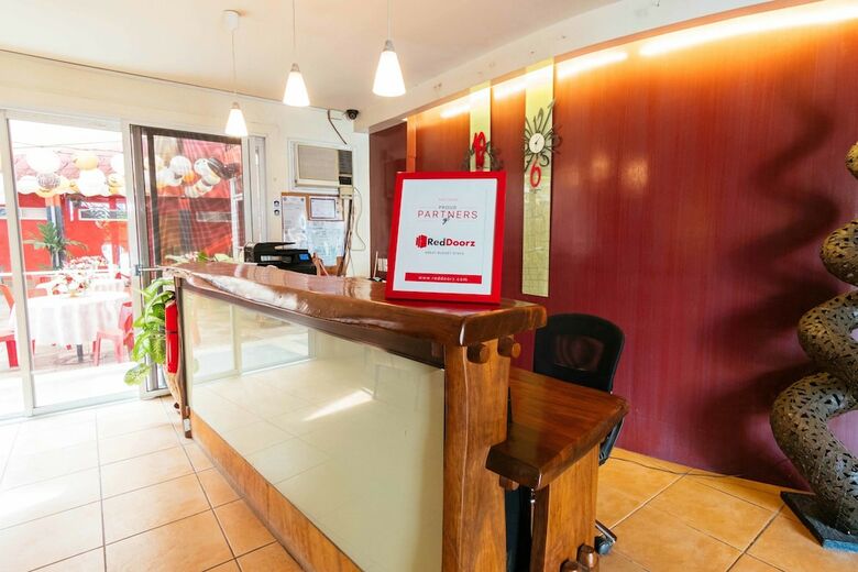 Hotel Reddoorz Plus Near Abreeza Mall Davao