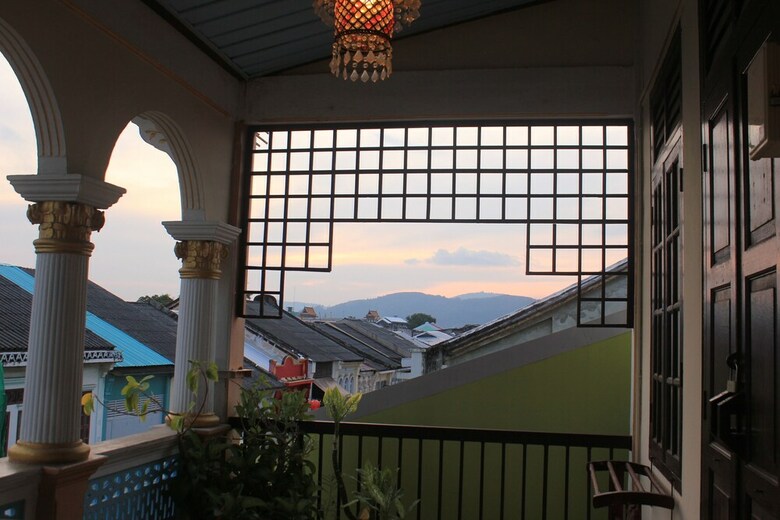 Hotel Thalang Guesthouse