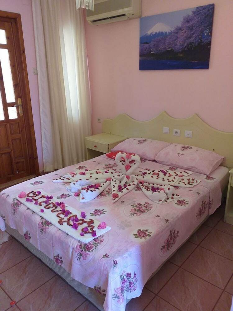 Lanova Hotel