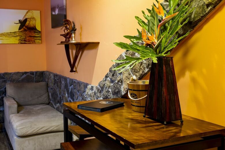 Nomads Hotel