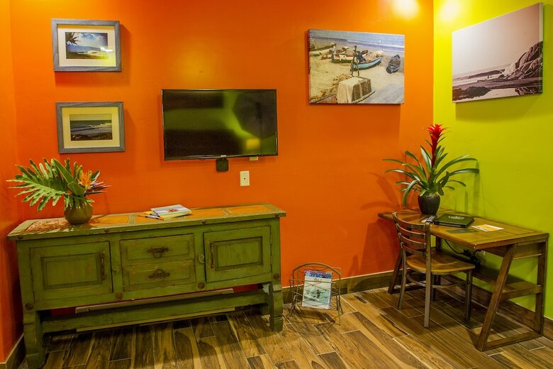 Nomads Hotel