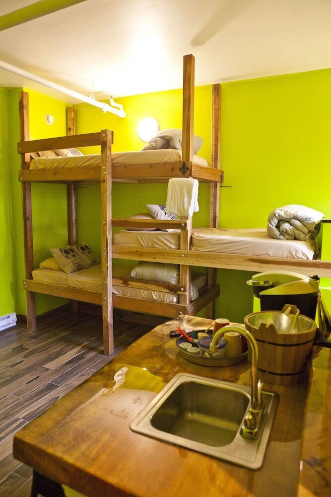 Nomads Hotel
