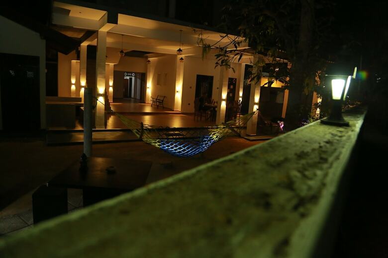 Hotel Midigama Holiday Inn