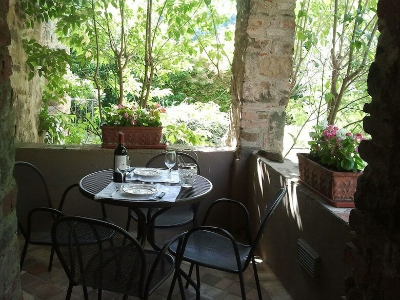 Antico Borgo Montefienali