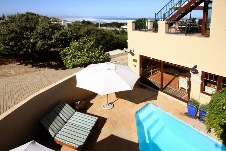 Hotel Lavender Manor Guest Lodge