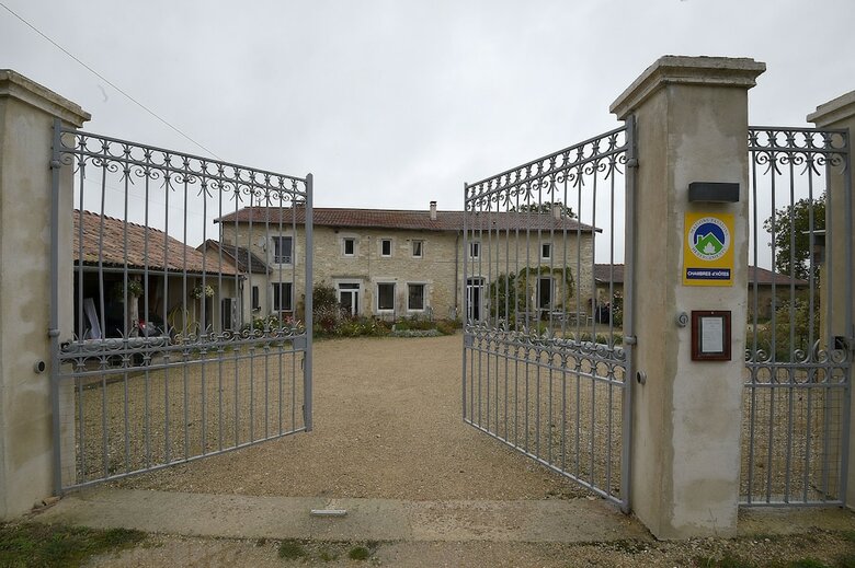 Hotel La Ferme Pateli