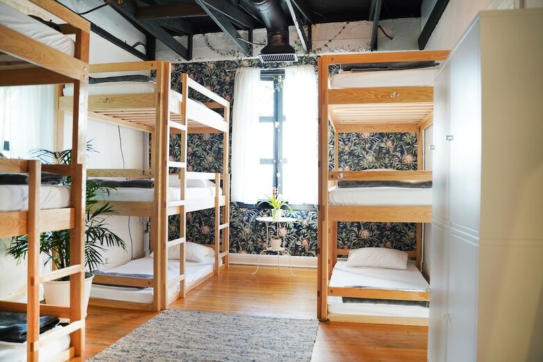Hostal The Steady