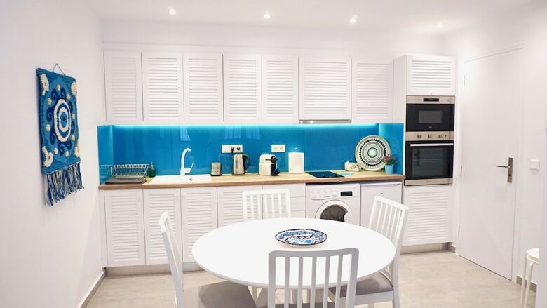Apartamentos Cycladic Style Apt In Athens