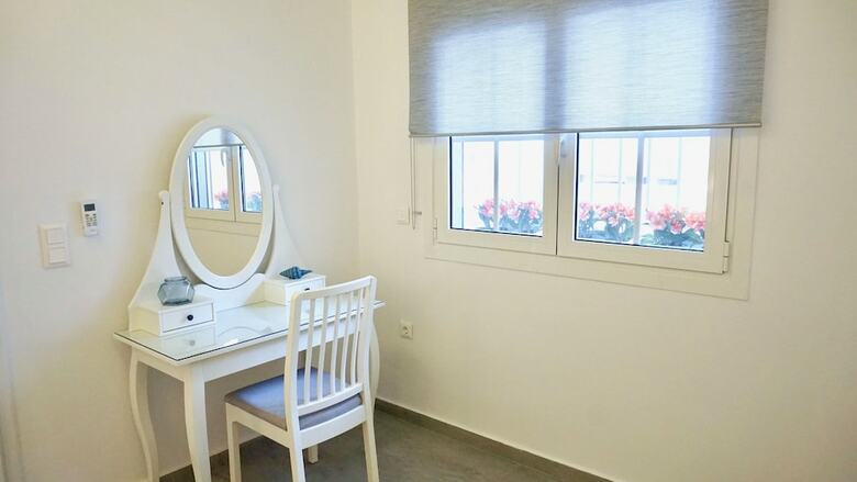 Apartamentos Cycladic Style Apt In Athens