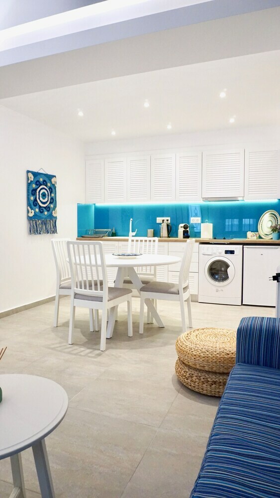 Apartamentos Cycladic Style Apt In Athens