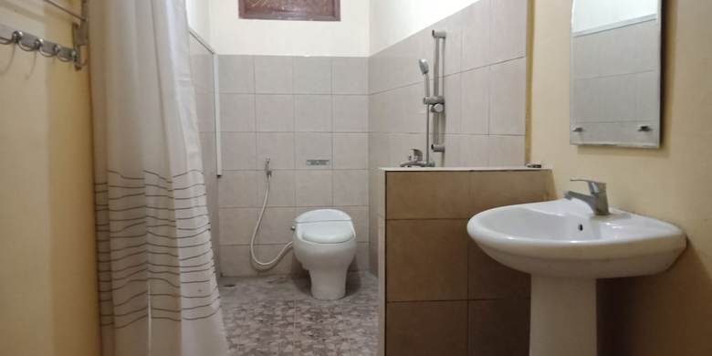 Hotel Rori Homestay