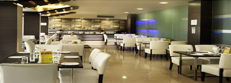 Hotel Milan Palace