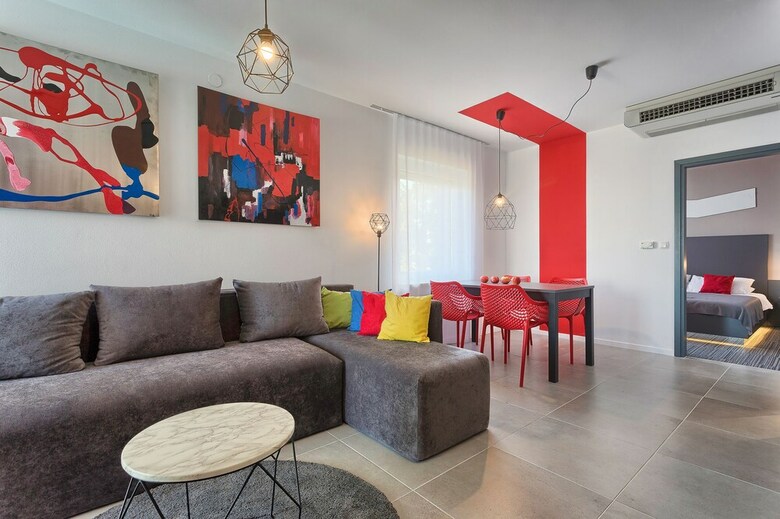 Apartamentos Astinian