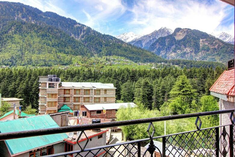 Bed & Breakfast Hotel Monarch Residency