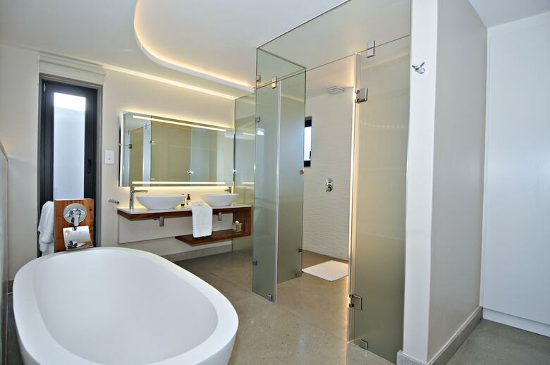 Hotel 7 On Marine