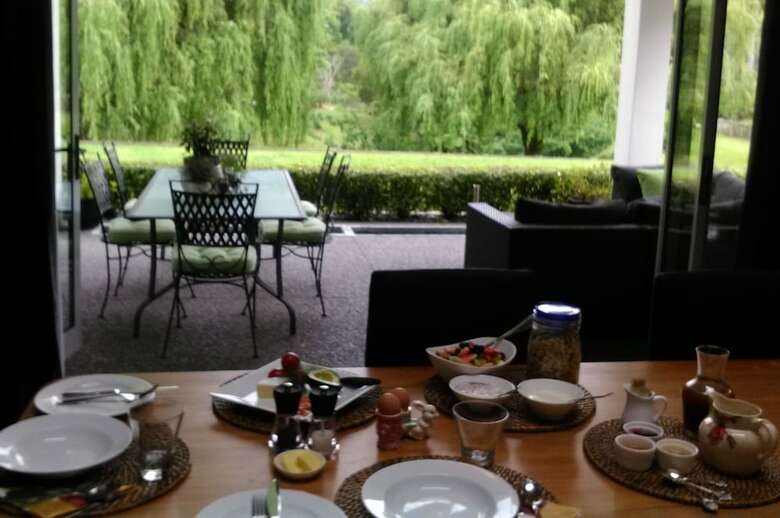 Bed & Breakfast Karapiro Willows Luxury B & B