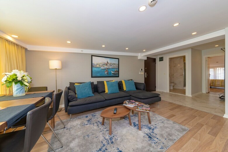 Feri Suites