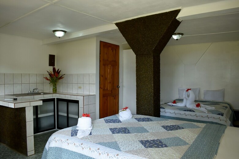Hotel Quepos Para�so