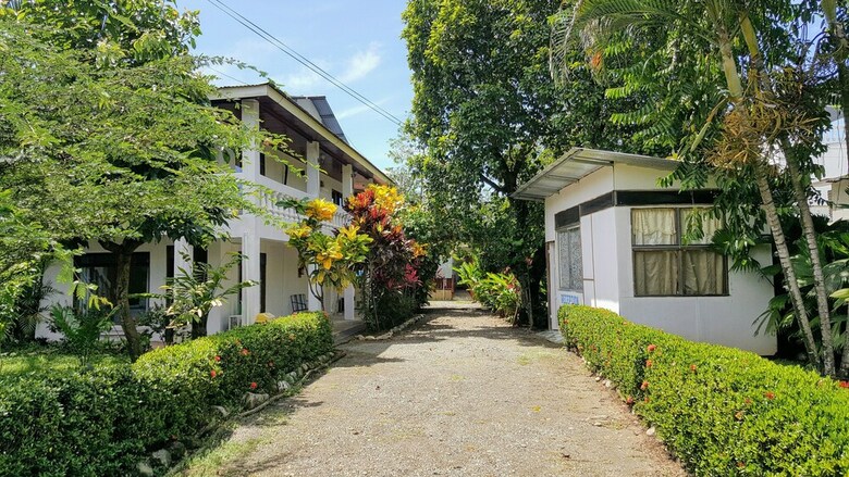 Hotel Quepos Para�so