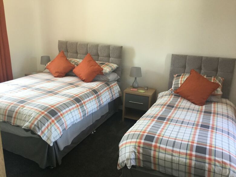 Makem's Self Catering Cottage