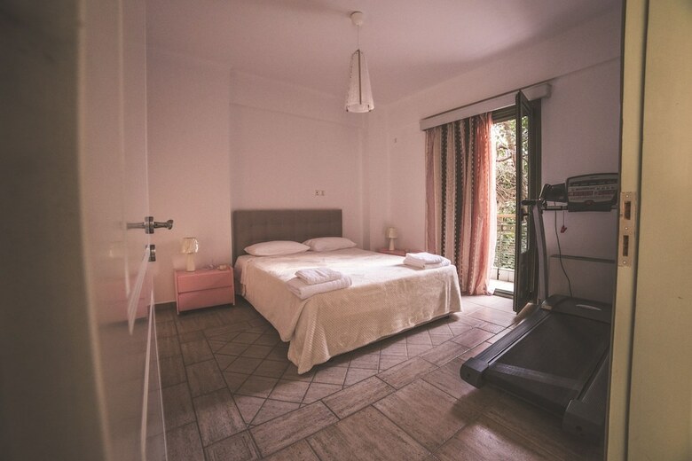 Nefeli City Apartments