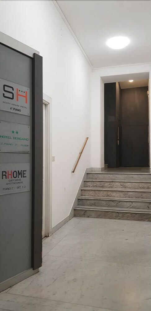 Hotel Rhome Guesthouse