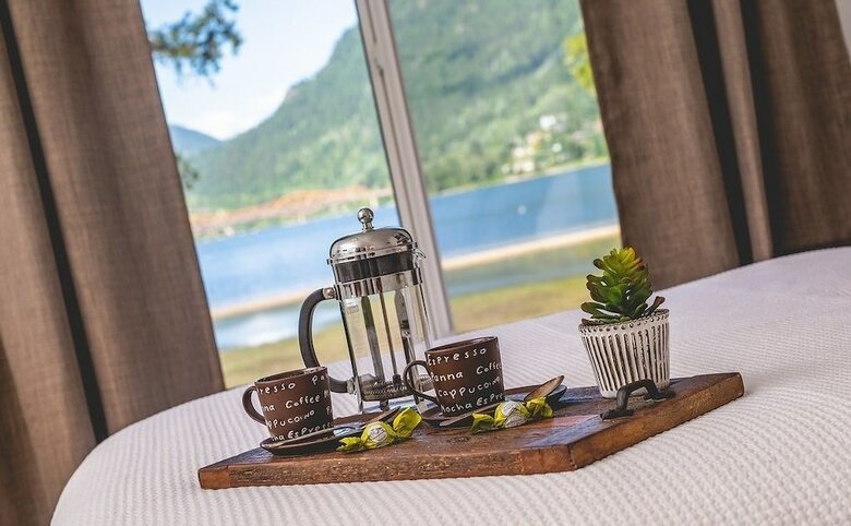 Posada Lakeshore Boutique Inn Inc.