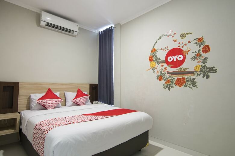 Hostal Oyo 114 Plemburan Residence