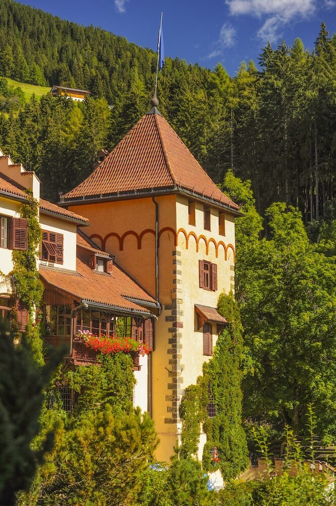 Bed & Breakfast Valcastello Dolomites Chalet & Polo Club