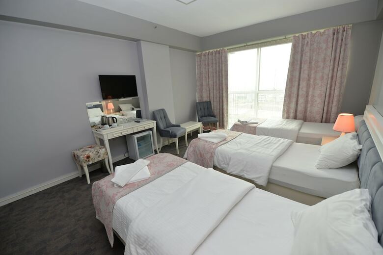 Peker Hotel