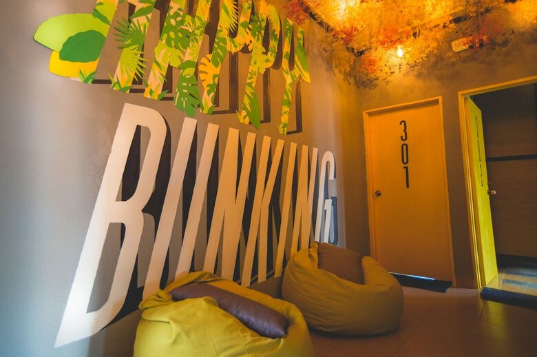 Hostal Traveller Bunker Hostel 1