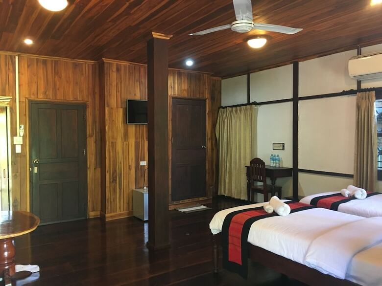 Hotel Khoun Phet Guesthouse