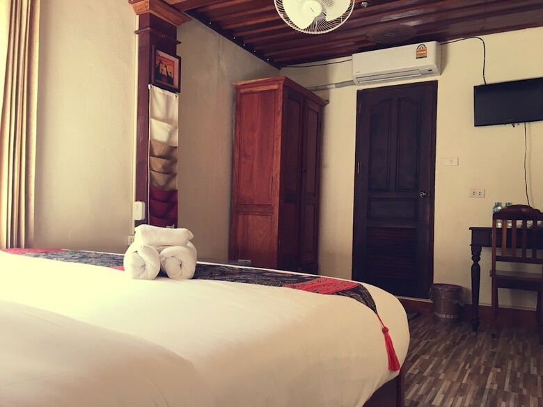 Hotel Khoun Phet Guesthouse