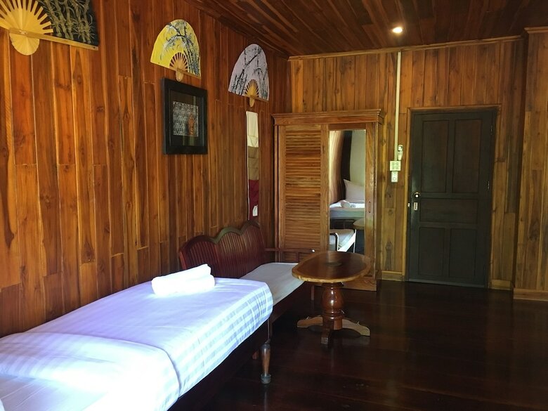 Hotel Khoun Phet Guesthouse