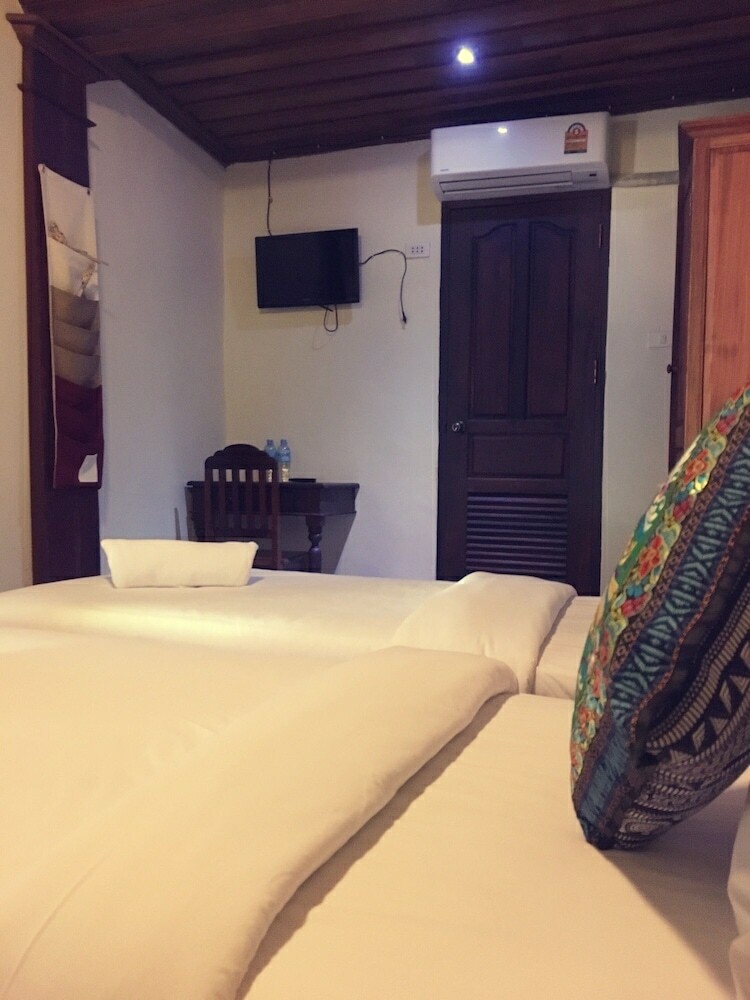 Hotel Khoun Phet Guesthouse