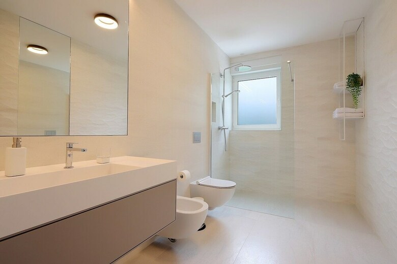 Designed Apartment With Swimming Pool