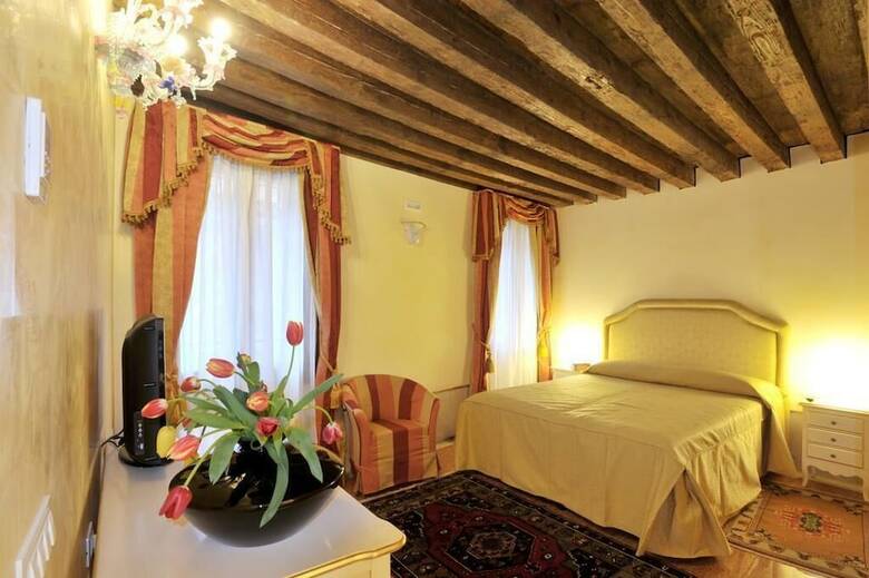 Hotel Alla Vigna - Room Only