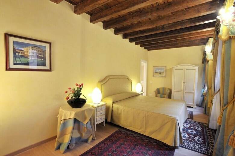 Hotel Alla Vigna - Room Only