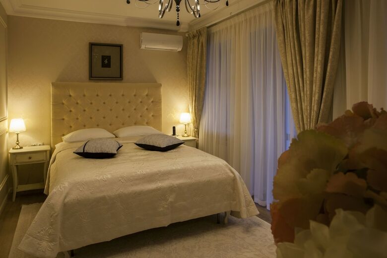 Dom Sivre Boutique Hotel