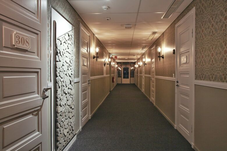 Hotel Mets�hirvas