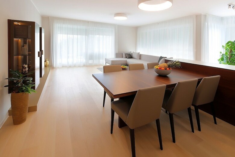 Stylish Apartment 100m From The Beach